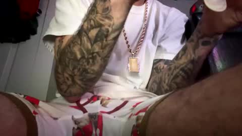 ecko2012 online show from 12-19-25, 03:35