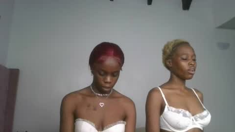 Snapshot of ecstasy_boo1 chatting on 07-17-26, 04:12 Boo online show from 07-17-26, 04:12