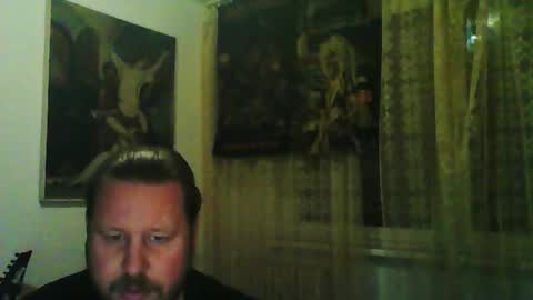 Snapshot of eda666 chatting on 11-03-25, 06:31 Edward online show from 11-03-25, 06:31