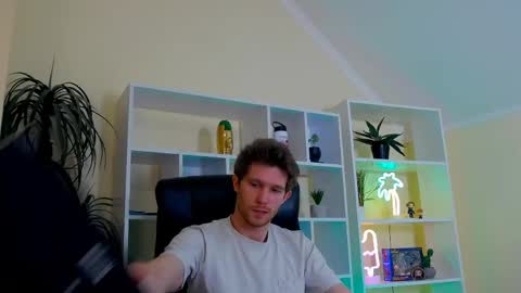 eddie_baker online show from 05-12-26, 12:35