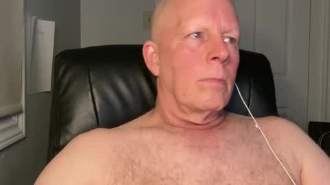 Snapshot of eddygl1968 chatting on 12-04-24, 03:15 Eddy online show from 12-04-24, 03:15