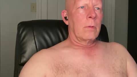 Snapshot of eddygl1968 chatting on 09-09-25, 01:49 Eddy online show from 09-09-25, 01:49