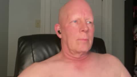 Snapshot of eddygl1968 chatting on 11-03-25, 03:08 Eddy online show from 11-03-25, 03:08