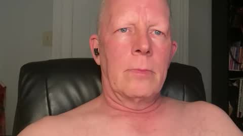 Snapshot of eddygl1968 chatting on 12-01-25, 03:33 Eddy online show from 12-01-25, 03:33