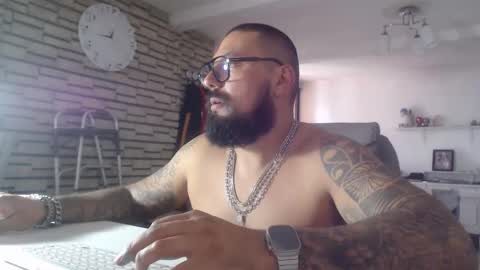 edgarram83 online show from 10-29-25, 06:42