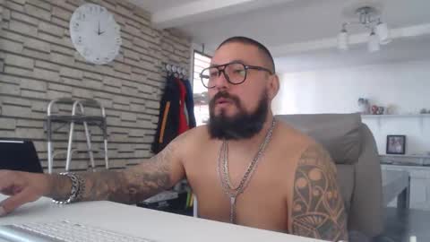 edgarram83 online show from 10-30-25, 07:58