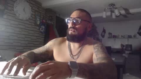 edgarram83 online show from 11-21-25, 06:23