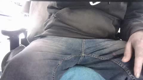 Snapshot of edged_biker chatting on 12-20-25, 12:01 edged biker online show from 12-20-25, 12:01