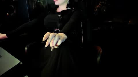 Snapshot of edgequeen69 chatting on 10-26-25, 03:07 EdgeQueen69 online show from 10-26-25, 03:07