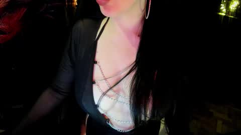 Snapshot of edgequeen69 chatting on 11-27-25, 10:01 EdgeQueen69 online show from 11-27-25, 10:01