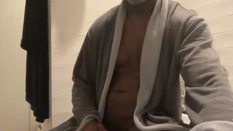 Snapshot of edgingdaddy chatting on 04-01-26, 01:41 Dad online show from 04-01-26, 01:41