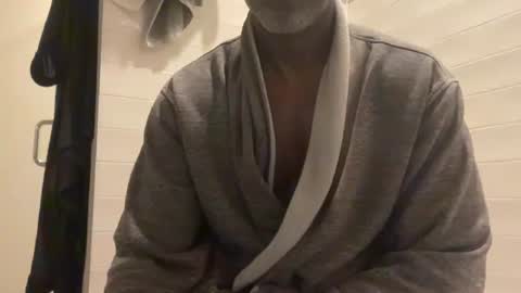 Snapshot of edgingdaddy chatting on 04-07-26, 10:05 Dad online show from 04-07-26, 10:05