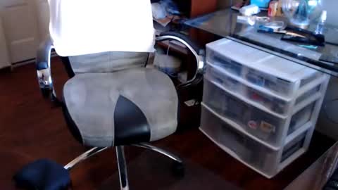 edginginedmonton online show from 10-14-25, 08:53