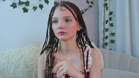 Snapshot of edithgalpin chatting on 01-28-25, 12:15 Lisa online show from 01-28-25, 12:15