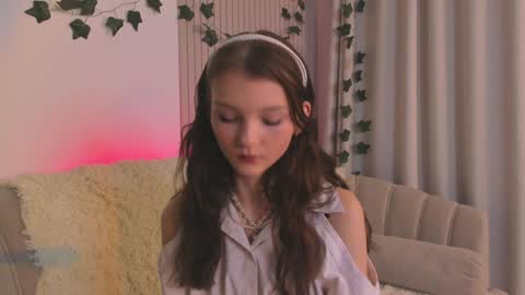 Snapshot of edithgalpin chatting on 02-01-25, 12:07 Lisa online show from 02-01-25, 12:07