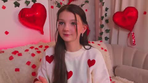 Snapshot of edithgalpin chatting on 02-13-25, 11:47 Lisa online show from 02-13-25, 11:47