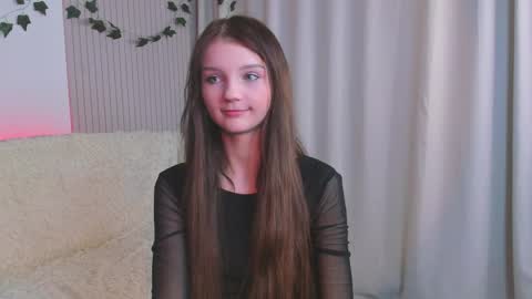 Snapshot of edithgalpin chatting on 03-01-25, 12:39 Lisa online show from 03-01-25, 12:39