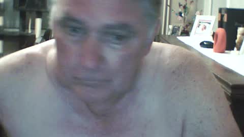Snapshot of edje59a chatting on 06-23-26, 06:00 Eddy online show from 06-23-26, 06:00