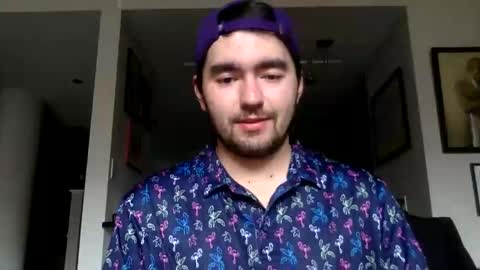 Snapshot of edmundfitz75 chatting on 05-12-26, 09:12 EddieFitz75 online show from 05-12-26, 09:12