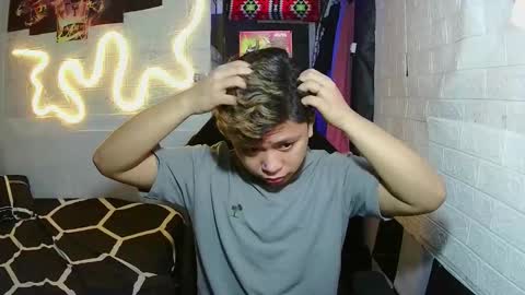 urasian chub online show from 11-11-25, 10:10