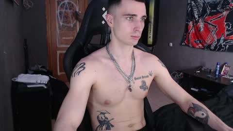 Eduar online show from 04-12-26, 10:53