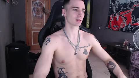 Snapshot of eduard_loveee chatting on 05-06-26, 09:47 Eduar online show from 05-06-26, 09:47
