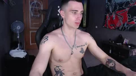 Snapshot of eduard_loveee chatting on 06-11-26, 01:09 Eduar online show from 06-11-26, 01:09