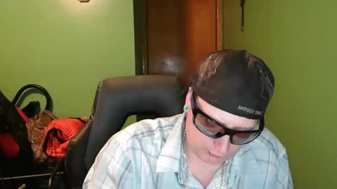 edwardaims_2please online show from 04-01-26, 02:34