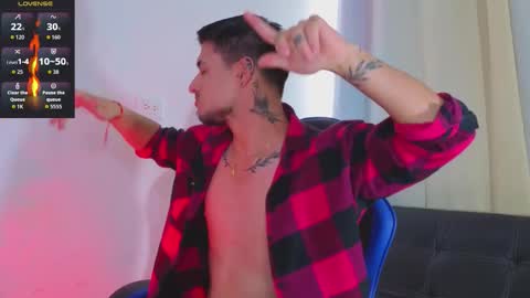 Snapshot of edwardross_ chatting on 02-14-26, 09:22 Edward Ross online show from 02-14-26, 09:22