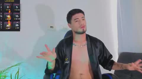 Snapshot of edwardross_ chatting on 02-21-26, 08:32 Edward Ross online show from 02-21-26, 08:32