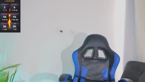 Snapshot of edwardross_ chatting on 02-26-26, 08:08 Edward Ross online show from 02-26-26, 08:08