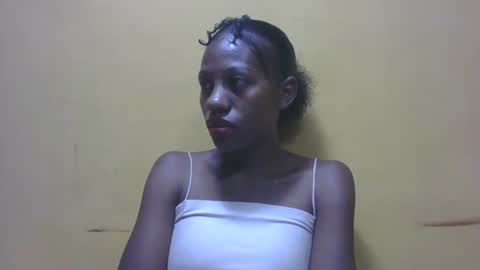edwige770943 online show from 04-19-26, 08:02