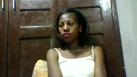 edwige770943 online show from 04-26-26, 03:26