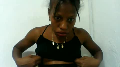 Snapshot of edwige770943 chatting on 06-15-26, 04:31 edwige770943 online show from 06-15-26, 04:31
