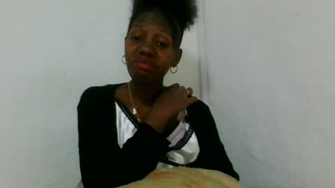 Snapshot of edwige770943 chatting on 06-30-26, 05:19 edwige770943 online show from 06-30-26, 05:19
