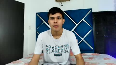 Snapshot of edwinboys chatting on 06-13-26, 01:20 Edwin online show from 06-13-26, 01:20
