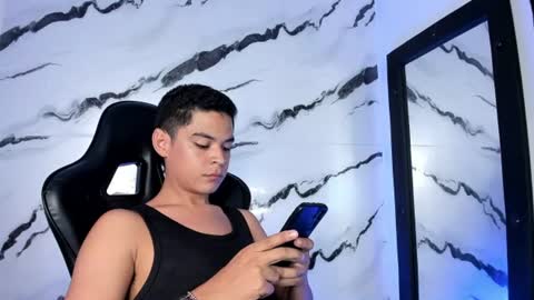 Snapshot of edy_play1 chatting on 06-09-26, 11:05 edy online show from 06-09-26, 11:05