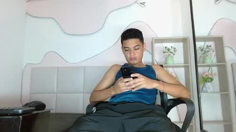Snapshot of edylucianni chatting on 07-18-26, 12:09 EdyLucianni online show from 07-18-26, 12:09