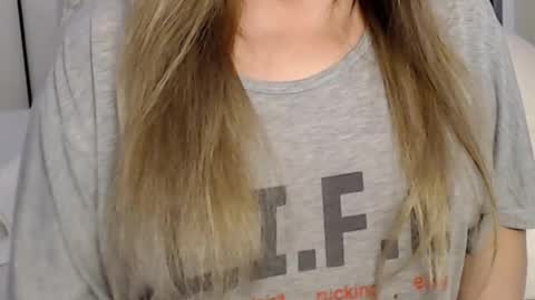 eelena4kiss online show from 02-12-25, 08:07