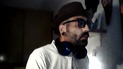 eemmee708927 online show from 07-06-26, 12:02