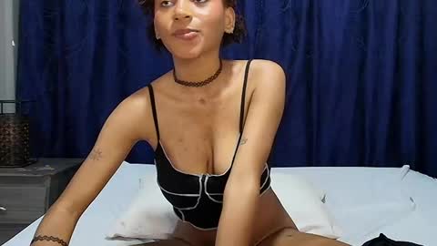 Snapshot of effie_cooper chatting on 03-04-25, 11:11 Effie online show from 03-04-25, 11:11