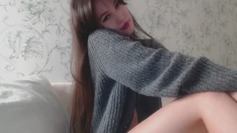 Snapshot of effsweet chatting on 12-18-24, 07:41 Eff online show from 12-18-24, 07:41