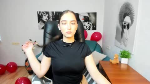 Effy Royse online show from 02-16-26, 06:31