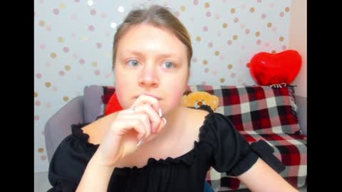 Effy online show from 01-27-25, 06:41