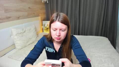 Effy online show from 11-25-25, 06:46