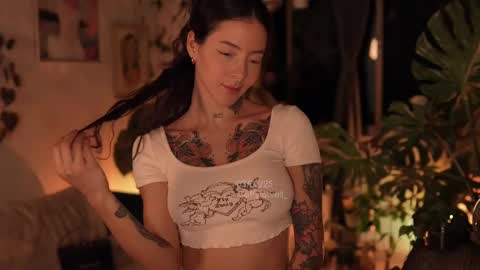 Effy online show from 03-04-25, 01:23