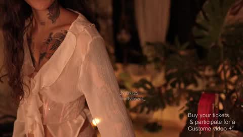 Effy online show from 09-30-25, 12:48