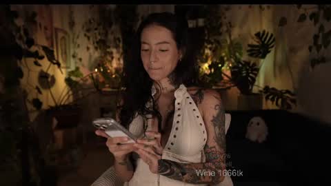 Effy online show from 06-14-26, 01:58