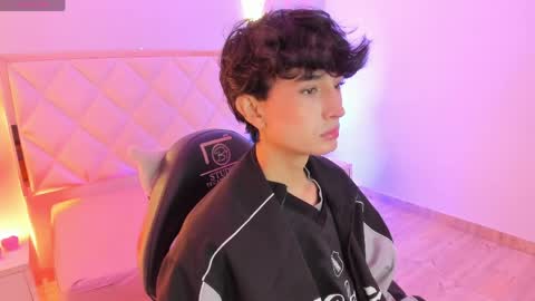 eidan_tay online show from 04-01-26, 07:11