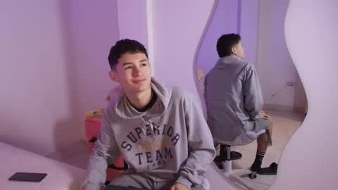 Snapshot of eiden_blake chatting on 11-28-25, 09:56 Eiden Blake online show from 11-28-25, 09:56